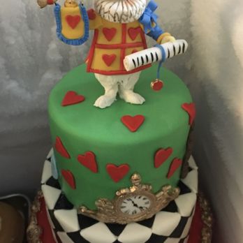 Cake Playhouse - Amazing cake!!! - Custom Cakes Near Me - Artesia, California