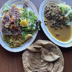 Barako Restaurant - Lamb over rice and beef sauté with Somali bread