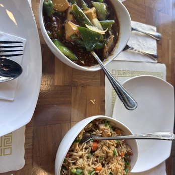 Fifteen38 - Chili paneer with gravy and chicken fried rice - Indian Near Me - Woodbridge Township, New Jersey