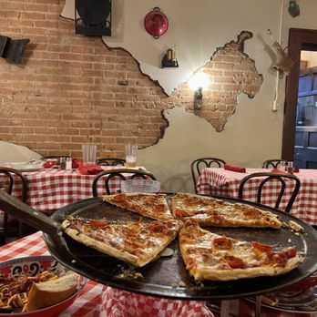 Frank's Spaghetti House - Italian Near Me - Corpus Christi, Texas