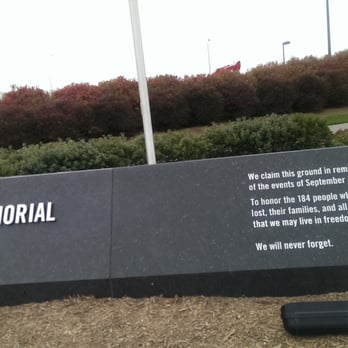 Pentagon Memorial - Entrance plaque - Landmarks & Historical Buildings Near Me - Arlington, Virginia Pentagon Memorial - Entrance plaque - Landmarks & Historical Buildings Near Me - Arlington, Virginia