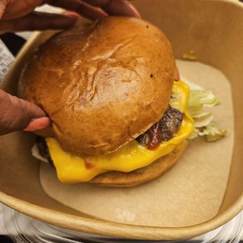 Grab & Go - Cheeseburger - Coffee & Tea Near Me - Alpine, California