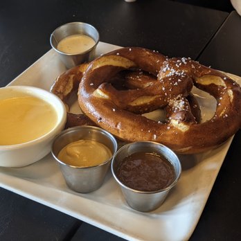 Morrison - 2 Pretzels - Gastropubs Near Me - Los Angeles, California