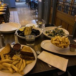 The Joyce Public House - Short rib Grilled Cheese, Fries, Mussels, Roasted beets & Arugula salad