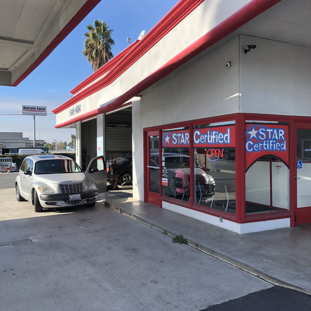 M & T Smog Check - Front office and garage area of location. Smog  Star Certified - Smog Check Stations Near Me - Riverside, California