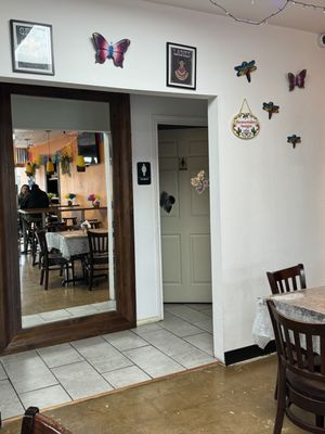 Los Molcas Tacos Bar and Grill by null