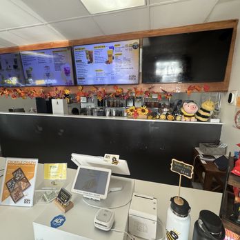 Boba Bee - Interior - Bubble Tea Near Me - Lake Forest, California