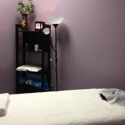 Chan Bodywork & Reflexology - Our comfy private massage room