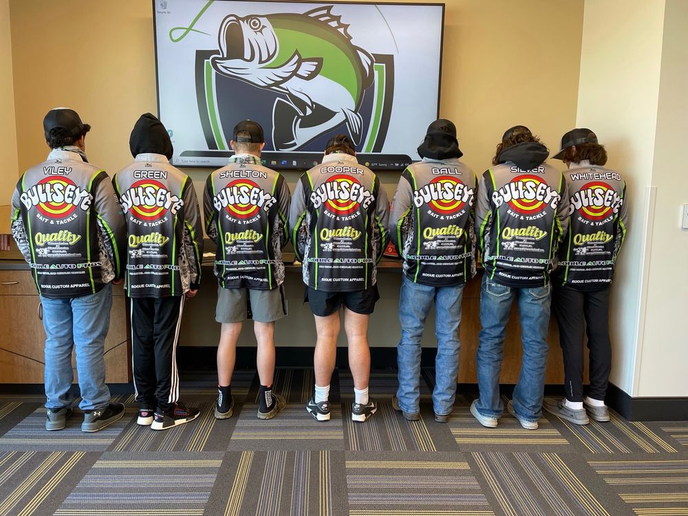 BULLSEYE BAIT & TACKLE 10 Photos 266 Fort Zumwalt Sq, O Fallon, MO