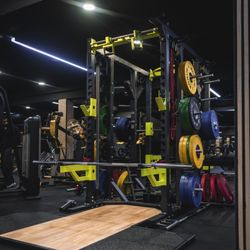 24 HR HD Fitness Club
