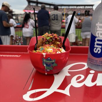 Citizens Bank Park - Insane sundae - Stadiums & Arenas Near Me - Philadelphia, Pennsylvania