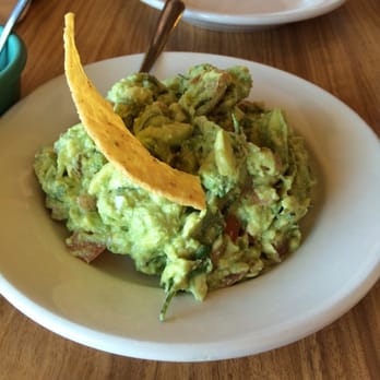 Los Arcos - Fresh guac - Tacos Near Me - Chicago, Illinois