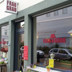 Frau Grau - Hausgemachte Kuchen und leckere Kaffeespezialitäten...und morgens Frühstück