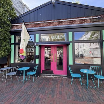 Ugly Duckling - CUTE outside/front of the building - Bakeries Near Me - Portland, Maine