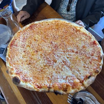 ESBC The Slice and Pint - Cheese Pie Pizza - Pizza Near Me - El Segundo, California ESBC The Slice and Pint - Cheese Pie Pizza - Pizza Near Me - El Segundo, California