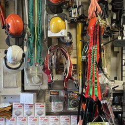 Queen's Lawnmower Shop - Tree Climbing Products