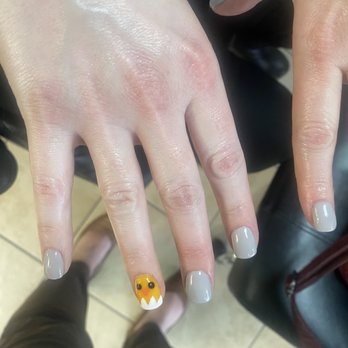 Mani Pedi Spa - Easter chicks - Nail Salons Near Me - Lemoyne, Pennsylvania Mani Pedi Spa - Easter chicks - Nail Salons Near Me - Lemoyne, Pennsylvania