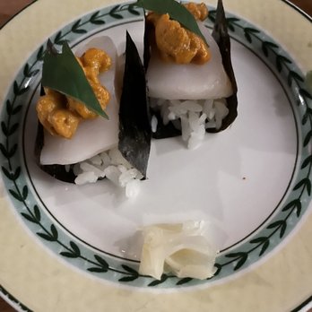 Judy's Bay - Uni scallop sushi bite - adorable plating and thoughtfully crafted - Seafood Near Me - Cambridge, Massachusetts