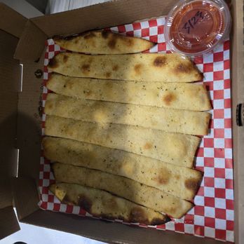 Heavy D's Pizzaria - Bread Sticks - Pizza Near Me - Oklahoma City, Oklahoma