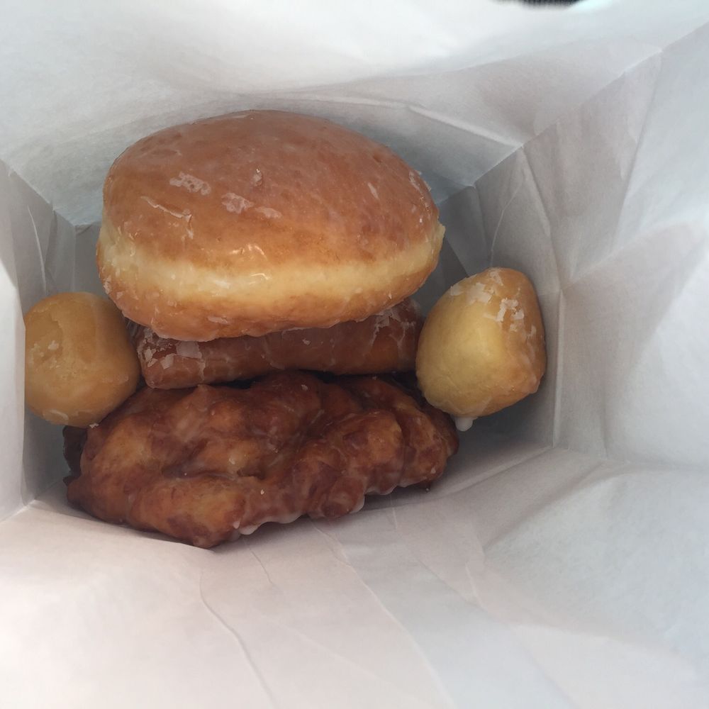 Bryant Town Donuts - DELICIOUS - Donuts Near Me - Newport, Tennessee