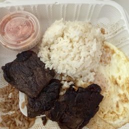 Kalbi and Eggs with Kimchi Kalbi and Eggs with Kimchi