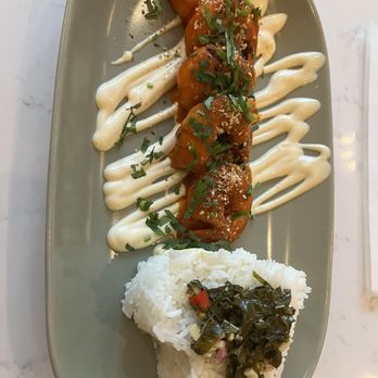 Lantern House Kitchen & Bar - Thai Cajun Tiger Pawn - Asian Fusion Near Me - Reston, Virginia Lantern House Kitchen & Bar - Thai Cajun Tiger Pawn - Asian Fusion Near Me - Reston, Virginia