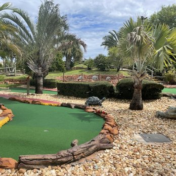 Golf N Gator - Mini Golf Near Me - Cape Canaveral, Florida