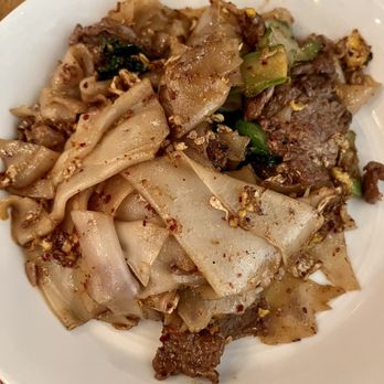 Tue Thai Restaurant - Beef pad see ew - Thai Near Me - New York, New York