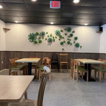 Premium Matcha Cafe Maiko - Desserts Near Me - Portland, Oregon