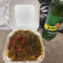 Papi's Kitchen - Pepper steak (Small) Delicious  food always. The small shops always have the best food