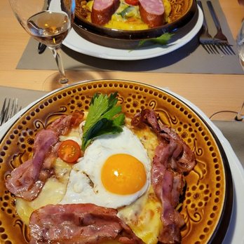 Hotel Silberhorn - Rosti x2! - Hotels Near Me - Lauterbrunnen, BE Hotel Silberhorn - Rosti x2! - Hotels Near Me - Lauterbrunnen, BE