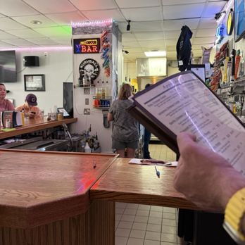 Cannon River Inn - Beer Bar Near Me - Welch, Minnesota