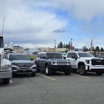 Reliable Auto Glass - We take pride in being the local experts capable of handling everything from commercial semis to high-tech SUVs.
Service you can trust! - Auto Glass Services Near Me - Coeur d Alene, Idaho Reliable Auto Glass - We take pride in being the local experts capable of handling everything from commercial semis to high-tech SUVs.
Service you can trust! - Auto Glass Services Near Me - Coeur d Alene, Idaho