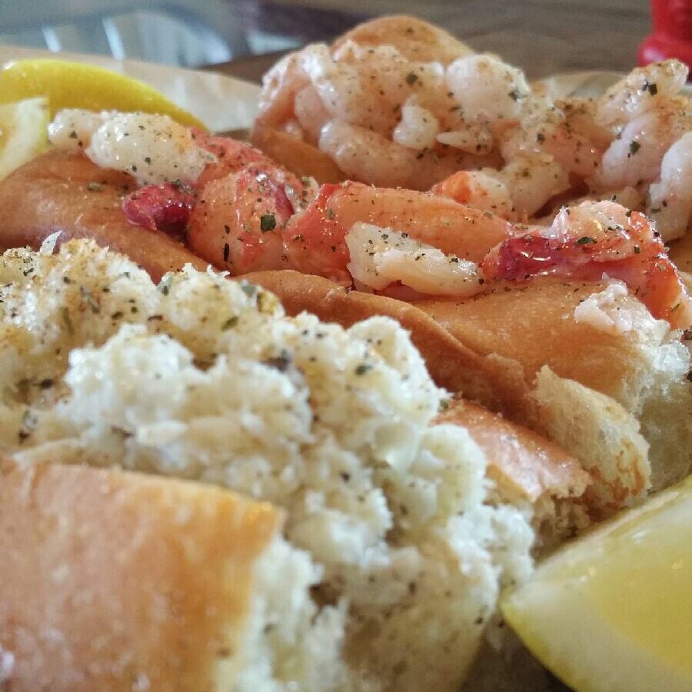Lobster West - Yummy Maine Feast - Seafood Near Me - Encinitas, California
