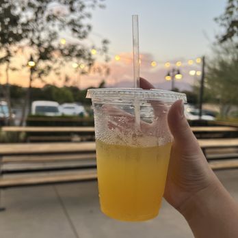 Shootz - Mango Tea Lemonade - Hawaiian Near Me - Ontario, California