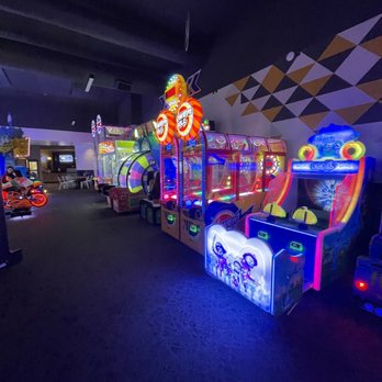 KingPins - Beaverton - Bowling Near Me - Beaverton, Oregon KingPins - Beaverton - Bowling Near Me - Beaverton, Oregon