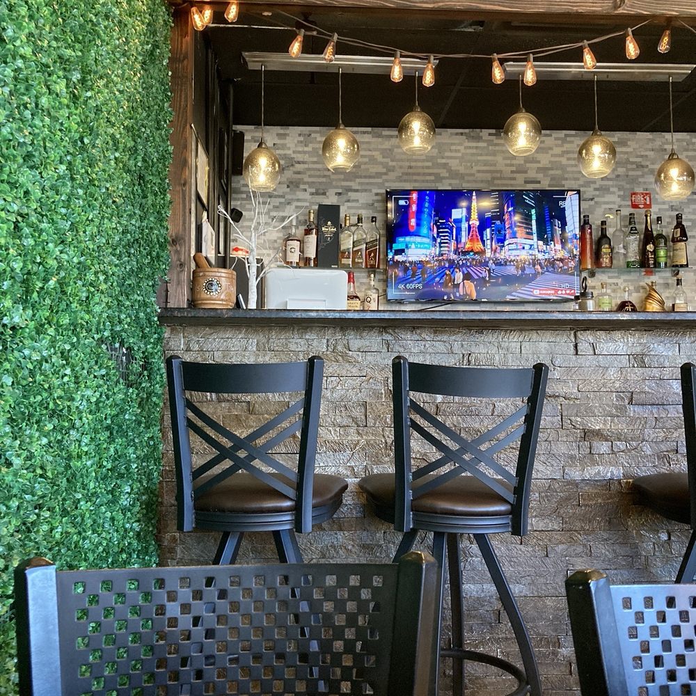 Raices Restaurant - Interior - Caribbean Near Me - Worcester, Massachusetts