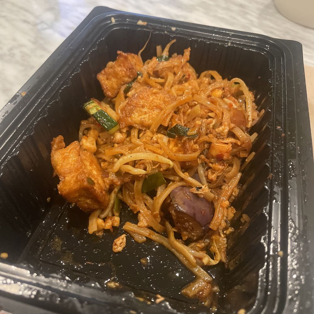 Aloy Modern Thai - Thai Near Me - Denver, Colorado