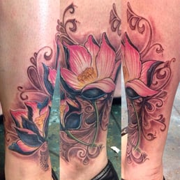 This is the cover up piece on my leg Chris did for me.