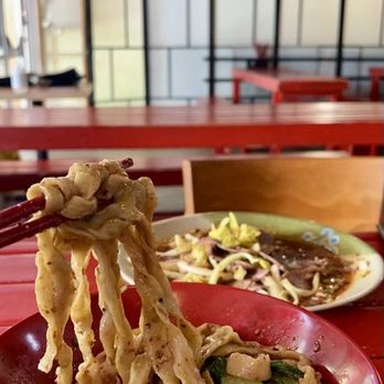Huangcheng Noodle House - Chinese Near Me - Oakland, California Huangcheng Noodle House - Chinese Near Me - Oakland, California