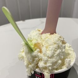 The Real Italian Ice-Cream - Honeycomb and vanilla