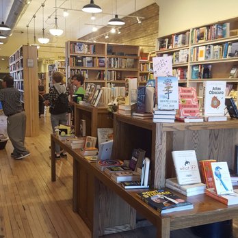 Zenith Bookstore - Used Bookstore Near Me - Duluth, Minnesota