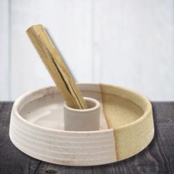Distinct Bath and Body - Palo Santo burner