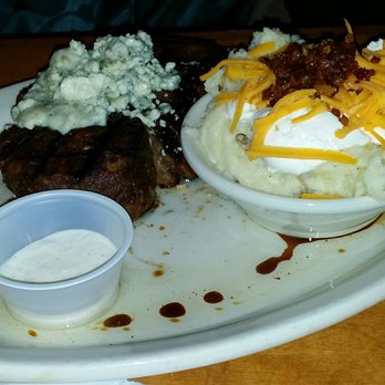 Texas Roadhouse - Filet with creamy horseradish sauce, mashed potatoes - Steakhouses Near Me - Albany, New York Texas Roadhouse - Filet with creamy horseradish sauce, mashed potatoes - Steakhouses Near Me - Albany, New York