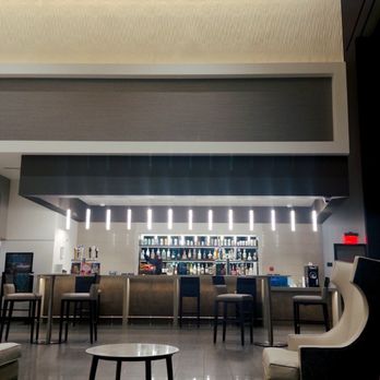 AMC Sunnyvale 12 - bar area - Cinema Near Me - Sunnyvale, California