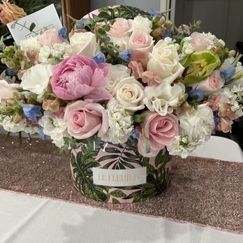 Le Fleur IV - Florists Near Me - Costa Mesa, California