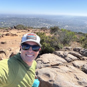 Cowles Mountain - Hiking Near Me - San Diego, California