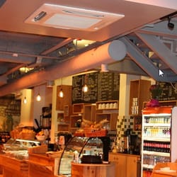 Art Cafe - inside...