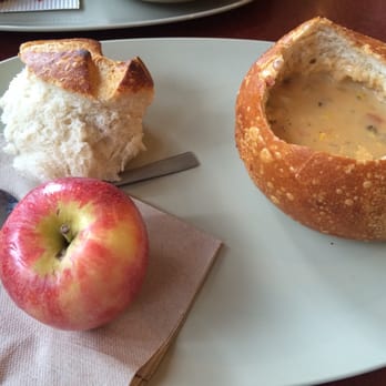 Panera Bread - Vegetarian Summer Corn Chowder in a Bread bowl with an apple - Sandwiches Near Me - Belleville, Illinois Panera Bread - Vegetarian Summer Corn Chowder in a Bread bowl with an apple - Sandwiches Near Me - Belleville, Illinois