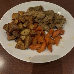 Turkey Meatloaf with a substitute for au gratin potatoes.